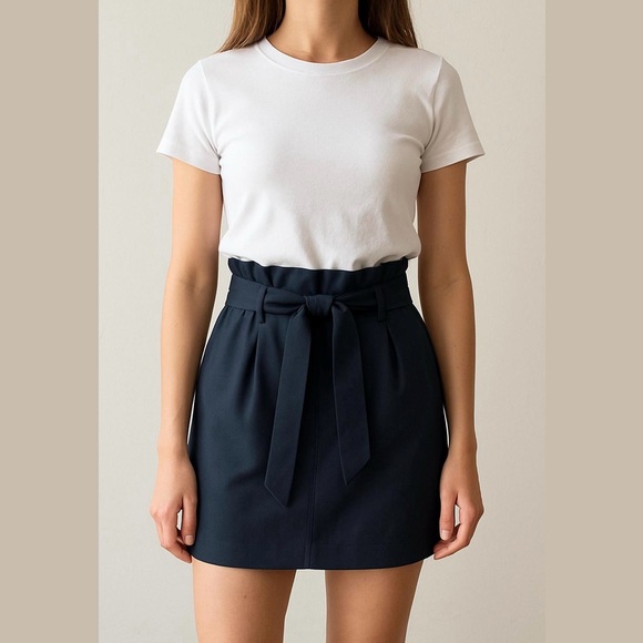 EXPRESS tulip style mini skirt w belt black Sz 8 - Picture 1 of 15